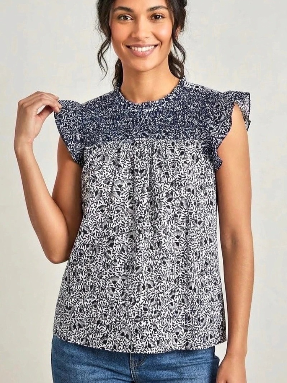Ann Taylor Factory Abstract Cotton Blouse in White & Black Size Medium